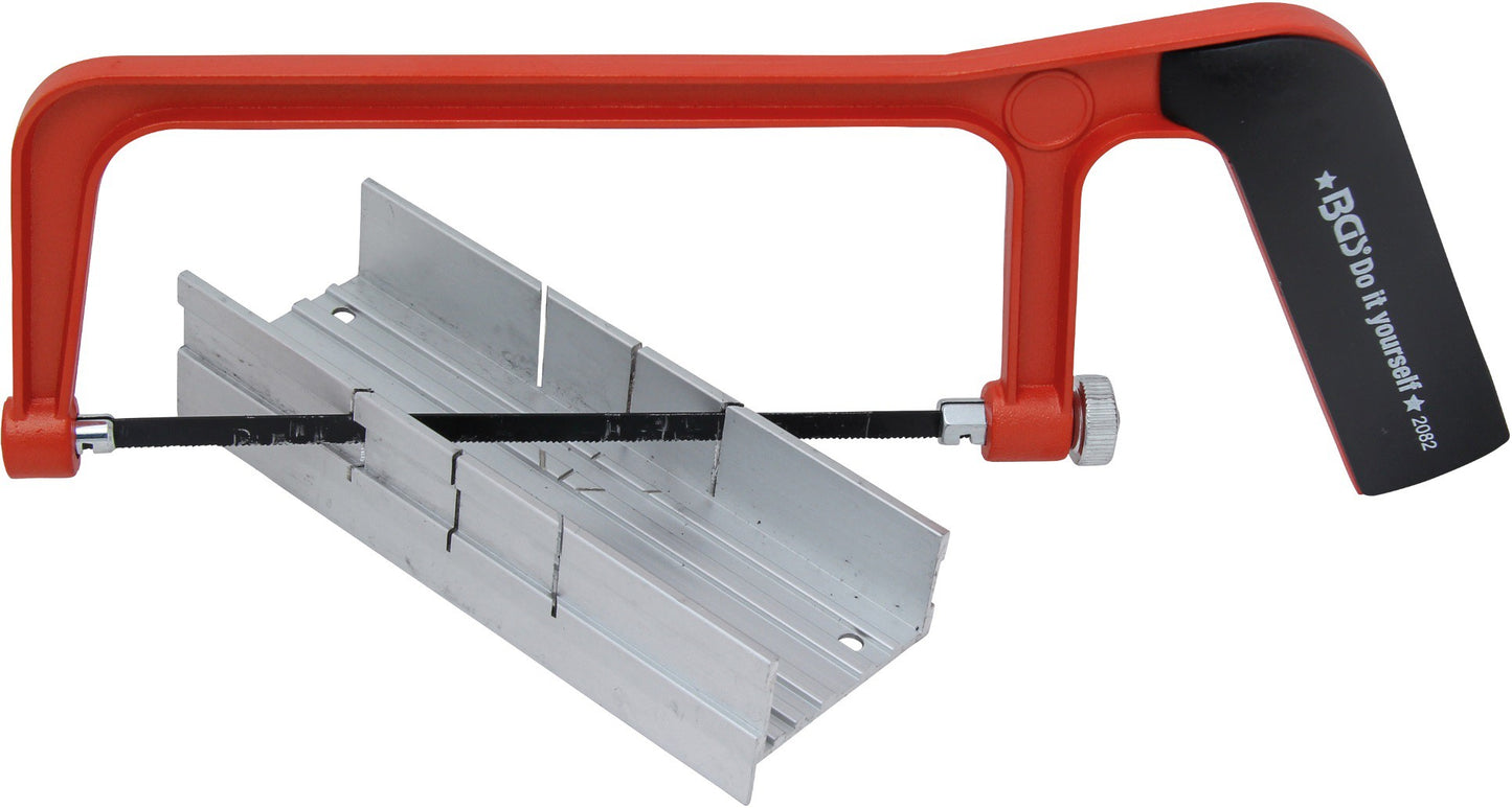 Geringslåda med såg