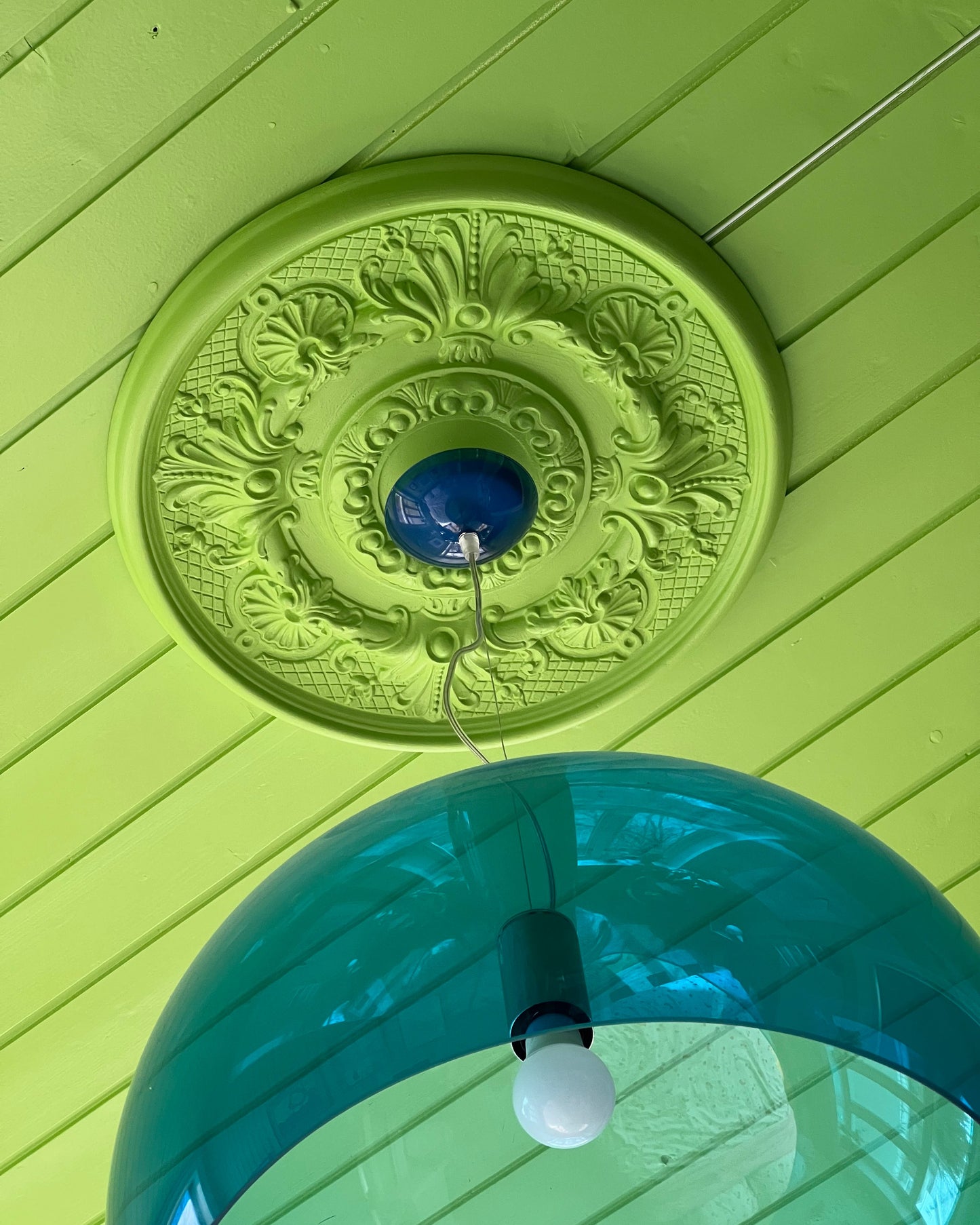 Rosace de plafond K19