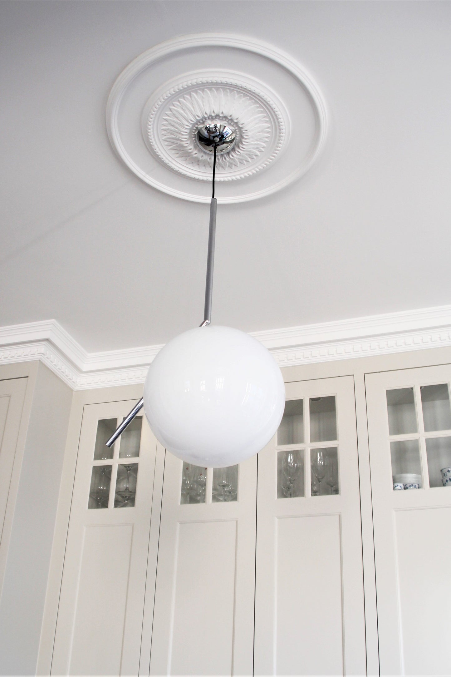 Ceiling rose R250